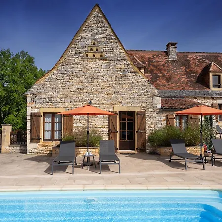Hébergement de vacances En Pierre 10 Pers, Piscine Chauffée Saint-Amand-de-Coly
