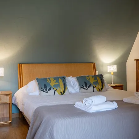 度假居 En Pierre 10 Pers, Piscine Chauffee Saint-Amand-de-Coly